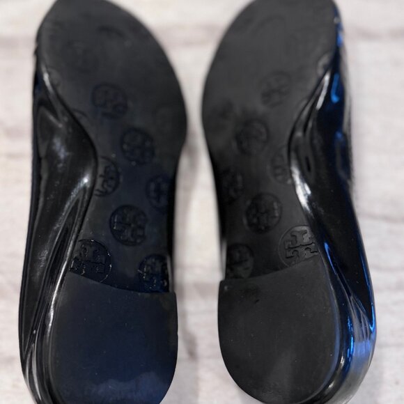 black patent leather Tory Burch flats size 5 - Picture 2 of 4
